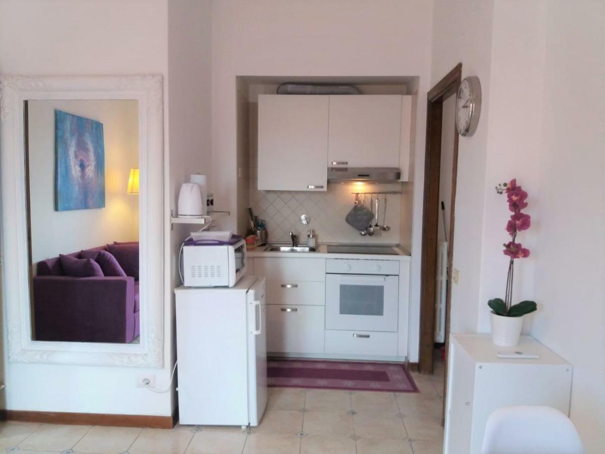 Vatican Flowers Ii Apartment *